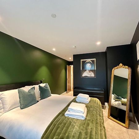 Appartement The Midnight Garden Escape At Ryedale House à York Extérieur photo